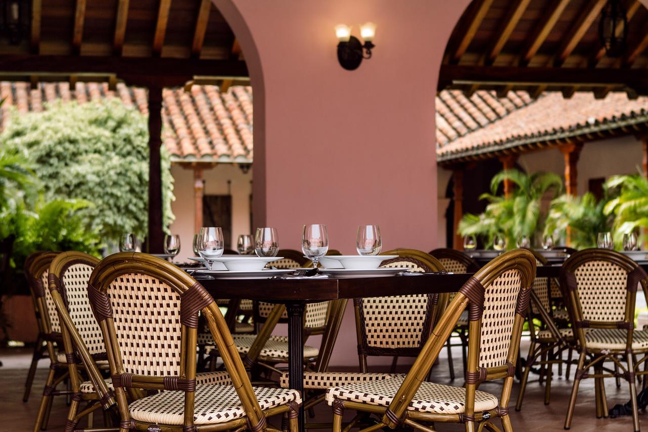 Hotel Dona Manuela Mompos Exterior foto